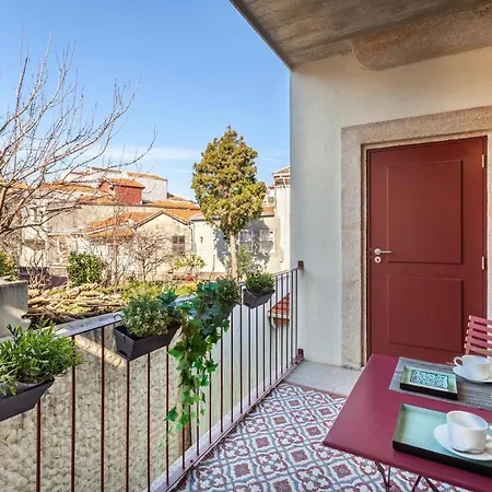 Josephine Apartment