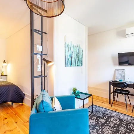Josephine Apartment