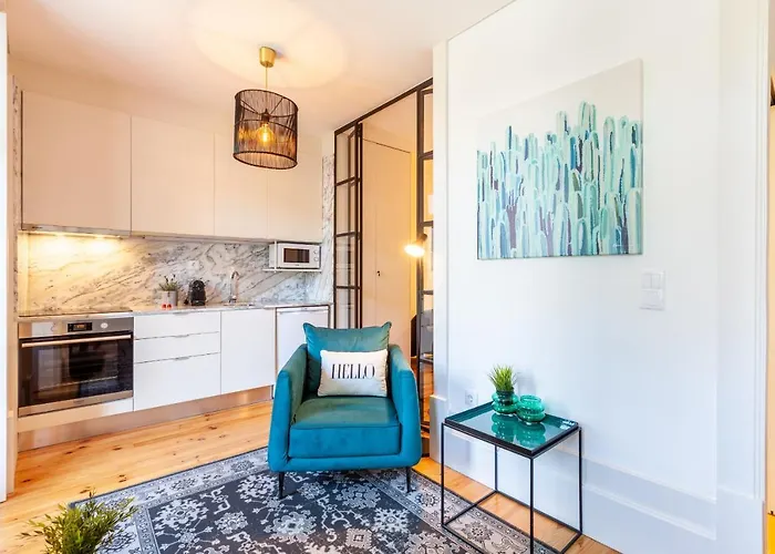 Josephine Apartment *