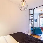 Josephine Apartmán